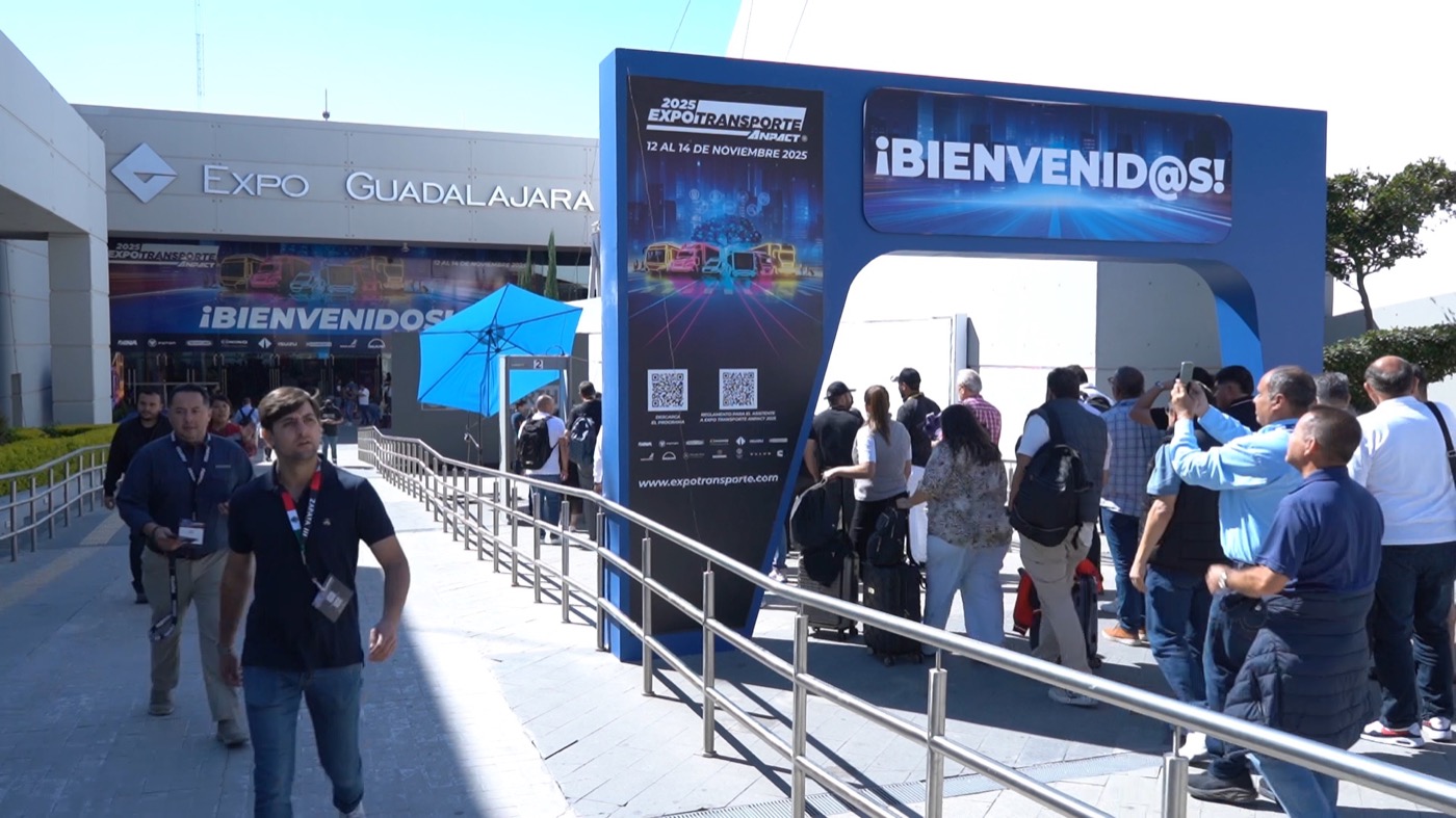 Visitantes en Expo Transporte ANPACT